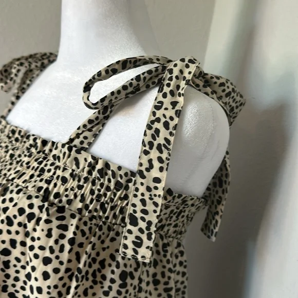 Pink Lily Tan and Black Flowly Top Size S - Picture 3 of 5